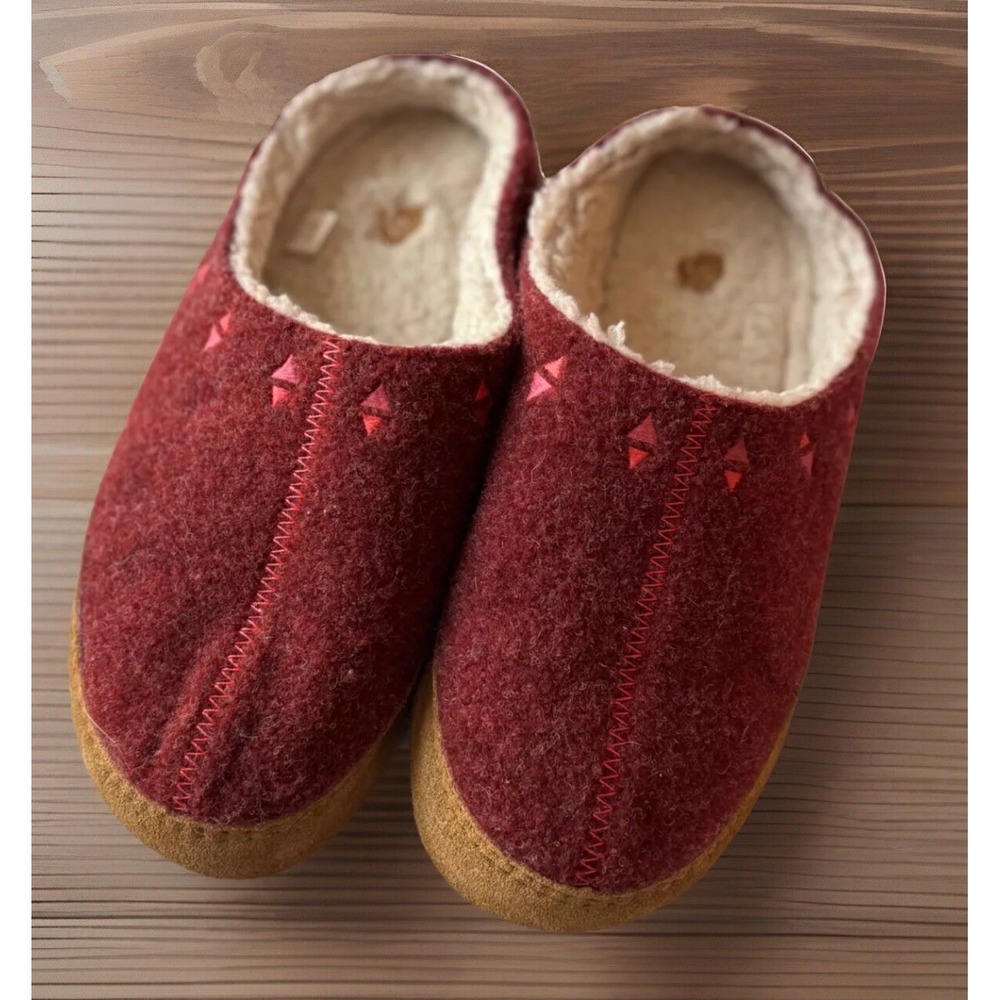 Acorn Womens Faux Fur Lined Slippers Red‎ Wool Felt Upper Rubber Sole Size 6